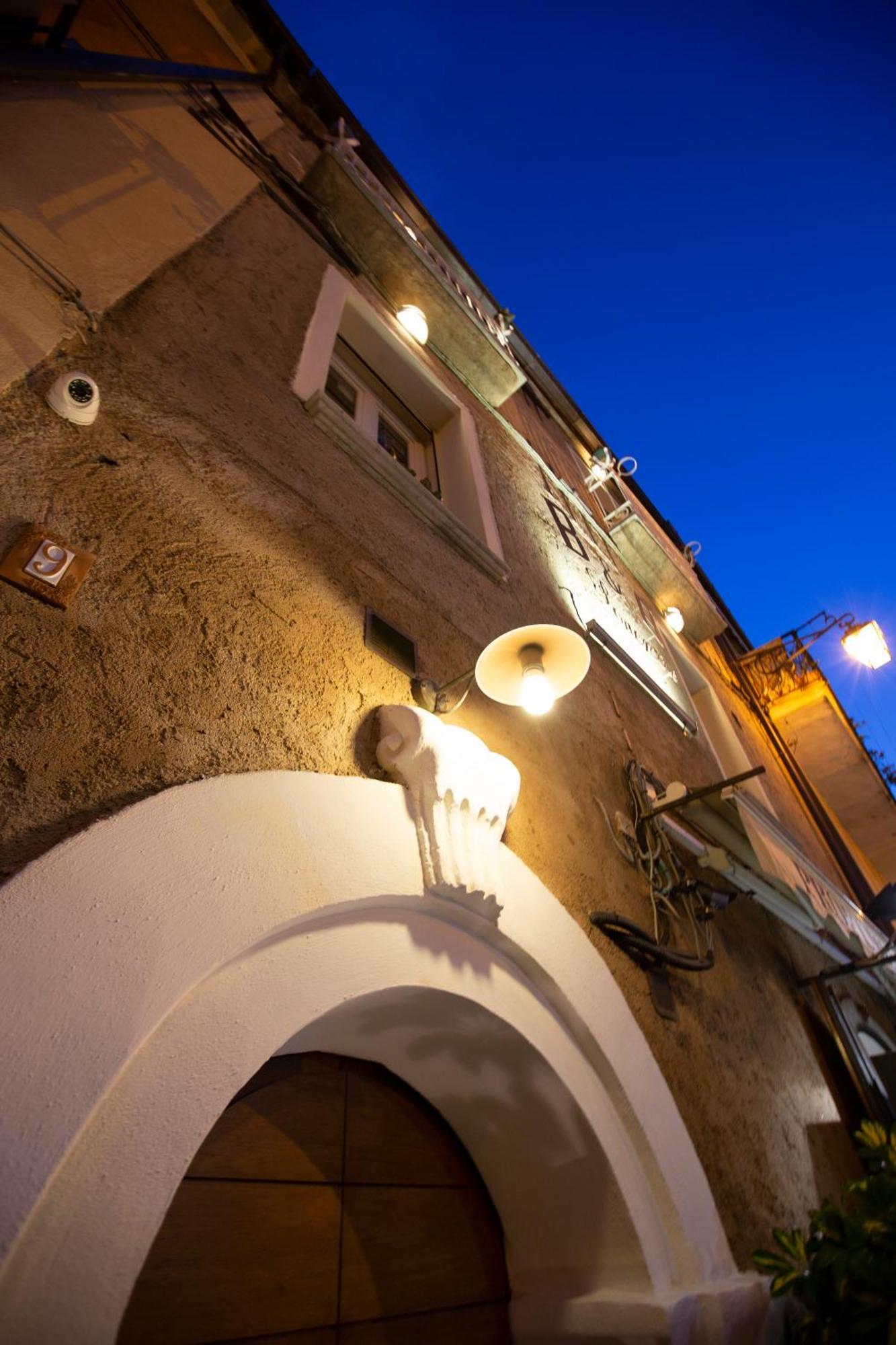 ポルテルコール B&B トロペーア エクステリア 写真